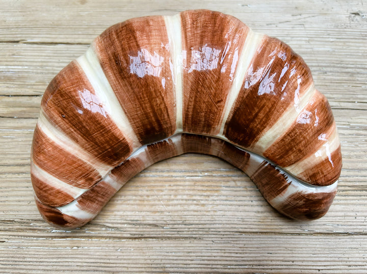Aardewerk bakje croissant