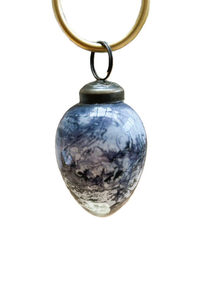 Hängende Dekoration Osterzweige